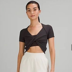 LA twist front crop top